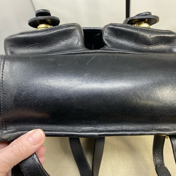GABAHN VINTAGE BLACK GENUINE LEATHER MESSENGER BAG/BACKPACK - Picture 9 of 14